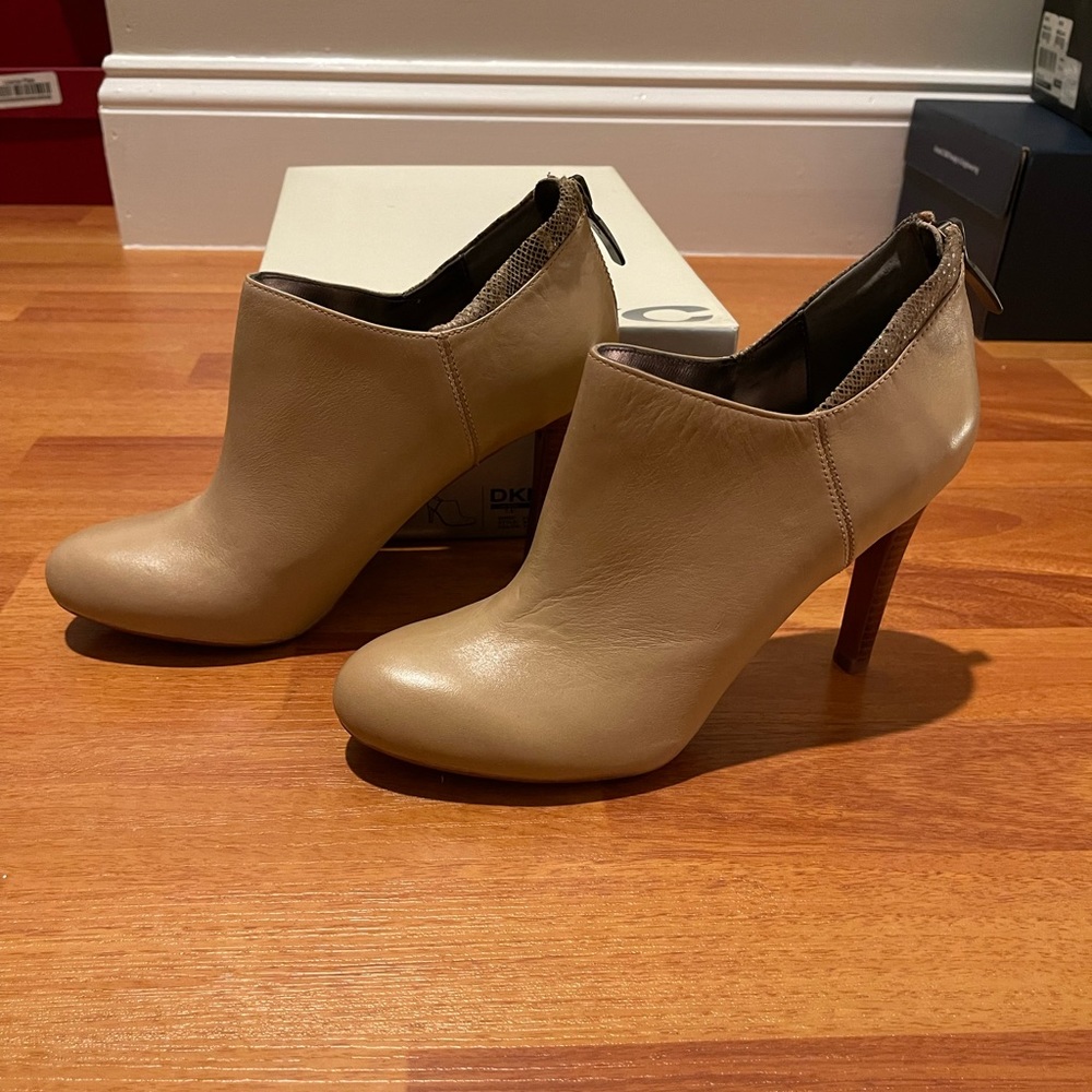 DKNY Ankle Booties Heeled Boots